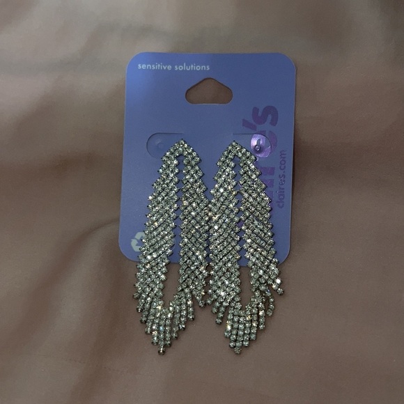 Claire’s sensitive solutions earrings new - Picture 3 of 9